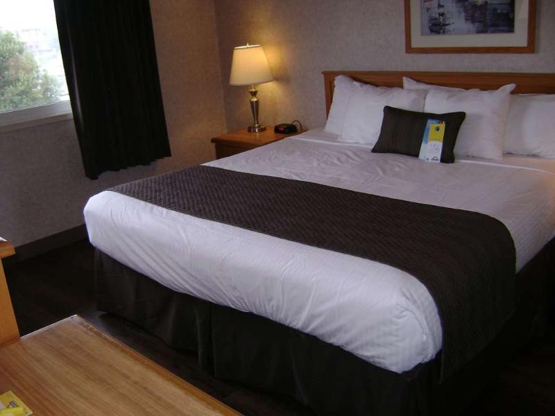Days Inn By Wyndham Victoria On The Harbour Eksteriør billede